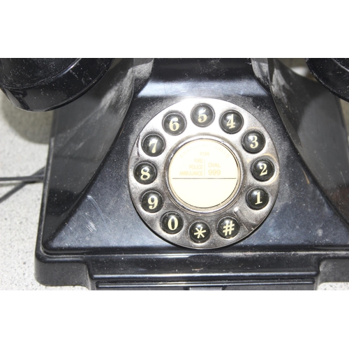 665 - Vintage style GPO Carrington black telephone model number 1929