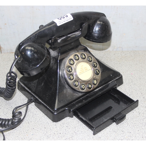 665 - Vintage style GPO Carrington black telephone model number 1929