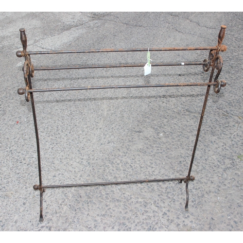 140 - Vintage wrought iron towel rail, approx 86cm wide x 25cm deep x 100cm tall