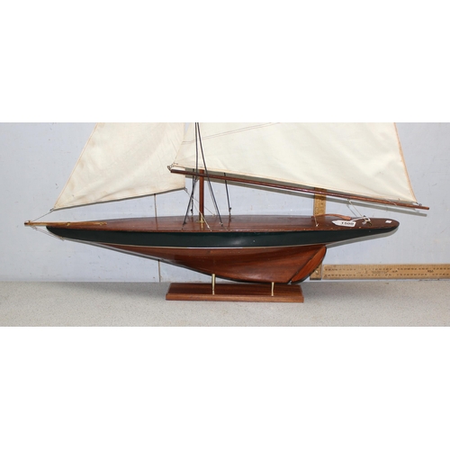 1500 - Large model yacht on stand, approx 97cm from bow to stern