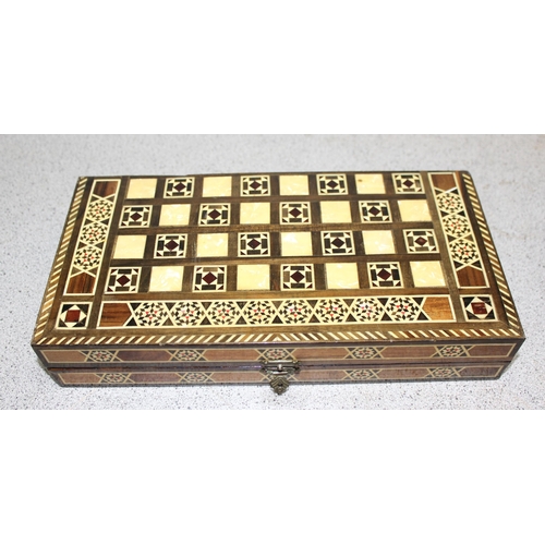 1515 - A Lebanese inlaid backgammon set and inlaid mother of pearl box