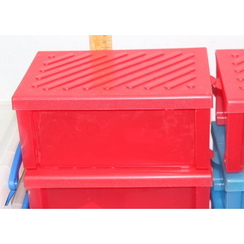 1716 - Various plastic lidded storage boxes