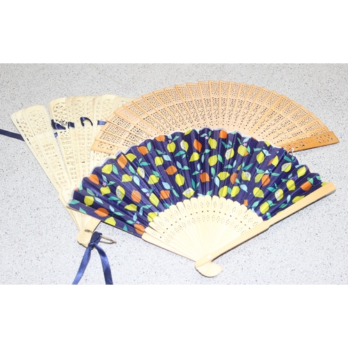 1790 - Assorted vintage hand fans with wooden stationery holder