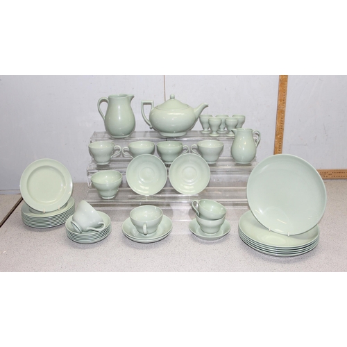 1793 - Wedgwood Celadon part tea and dinner service