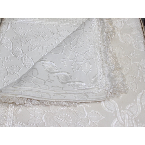 221 - Boxed set of white table linen & a boxed Japanese bed throw measuring approx 240cm x 200cm