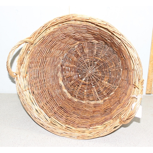 275 - Vintage wicker log basket, approx 50cm wide