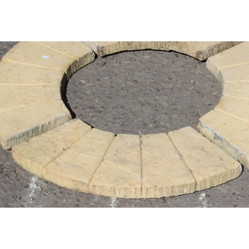 304 - 4 section garden slab circle, approx 94cm in diameter