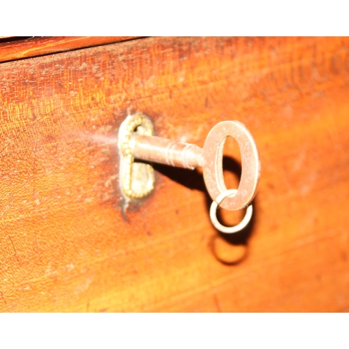 40 - A 19th century mahogany chest on chest, 2 over 7 drawers with brass drop handles and bracket feet, a... 