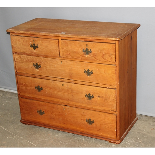 52 - A Victorian pine 2 over 3 chest of drawers with brass handles, approx 105cm wide x 49cm deep x 92cm ... 