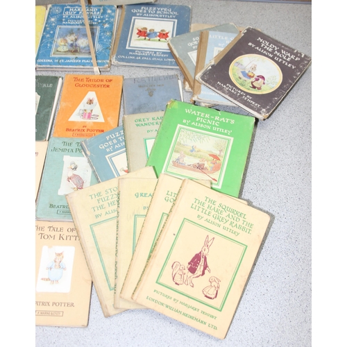 562 - Large collection of children's books to include many by Alison Uttley, some first editions