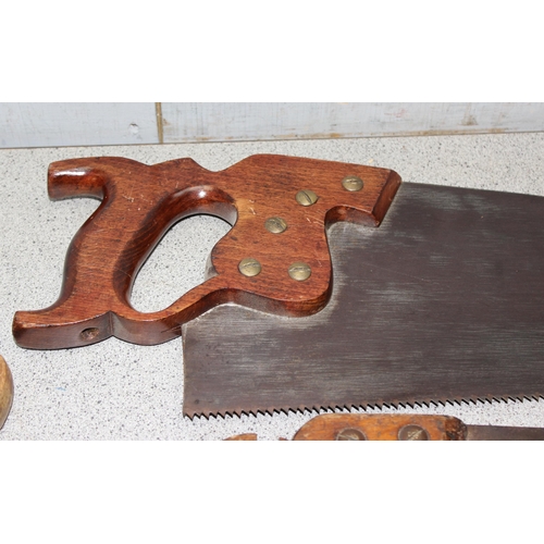 811 - 6 wood saws of various sizes to incl E. Garlick & Sons, and A&F Parts & Co Ltd