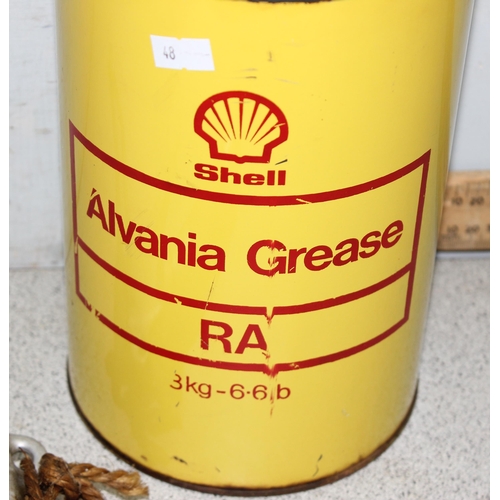 809 - Wanner grease gun and tin of Shell grease