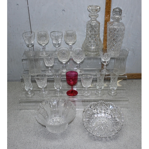 1772 - Qty of cut glass items to incl decanters, dishes, and glasses