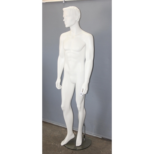 122 - A full size male shop display mannequin