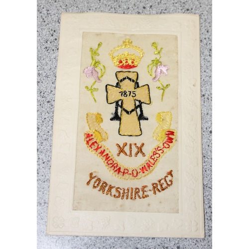 1455 - Qty of handmade WW1 silk postcards to include regimental badges