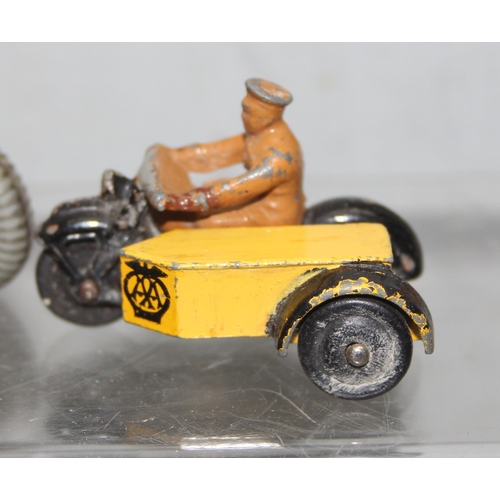 1520 - 5 vintage Dinky racing cars and AA & RAC motorcycle riders (7)