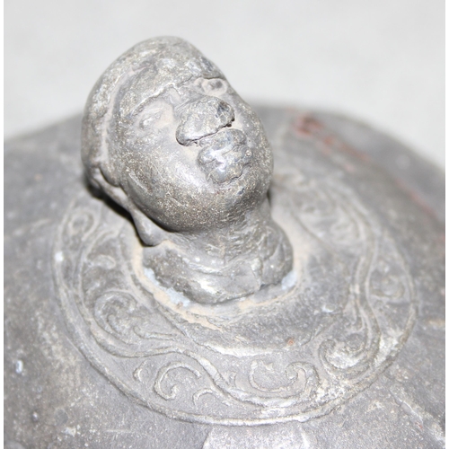 1636 - An 18th century lead tobacco jar, the cover with a slaves head knop, internally with smaller cover, ... 