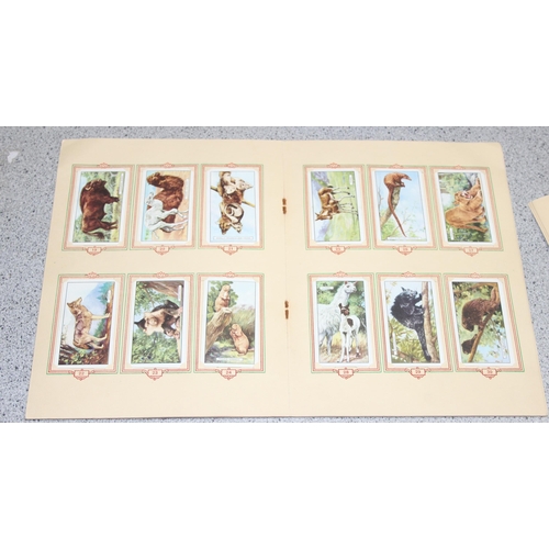 523 - Large qty of cigarette cards & tea cards