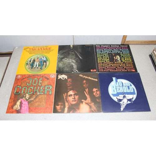 612 - Box of mixed LP vinyl records, artists A-E, to incl AC/DC, The Beach Boys, The Beatles, The Byrds, C... 