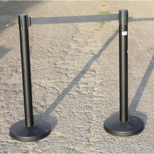 820 - 2 retractable ribbon barriers