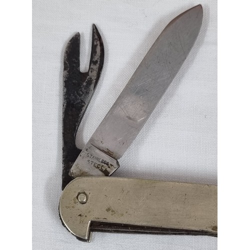 1438 - 3 scout guides camping knives to incl Richards of Sheffield