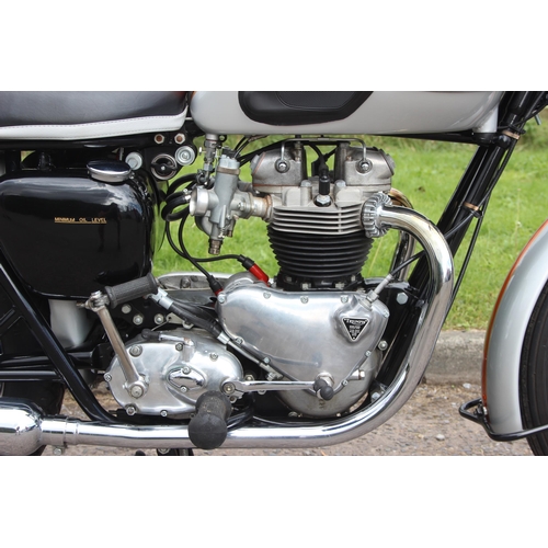 700 - 1961 Triumph Bonneville T120R Motorcycle, restored in 2018 and only 250 miles since, matching frame ... 