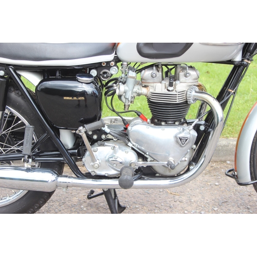 700 - 1961 Triumph Bonneville T120R Motorcycle, restored in 2018 and only 250 miles since, matching frame ... 