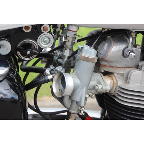 700 - 1961 Triumph Bonneville T120R Motorcycle, restored in 2018 and only 250 miles since, matching frame ... 