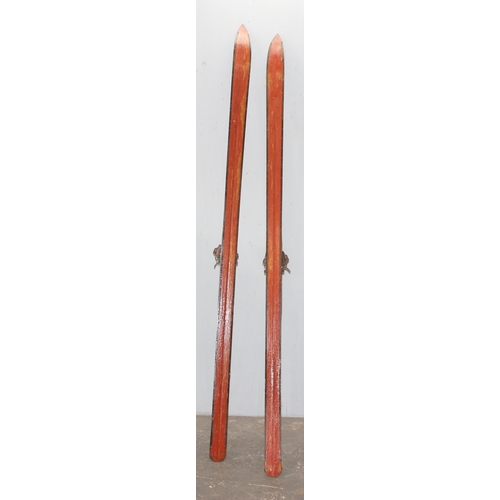 701 - Pair of Kandahar vintage wooden skis by A. Rossick? approx. 215cm long