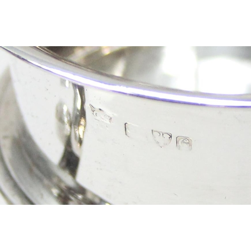 1032 - An antique silver christening tankard, Chester 1903 by Nathan & Hayes, approx 8cm tall, approx 119.6... 