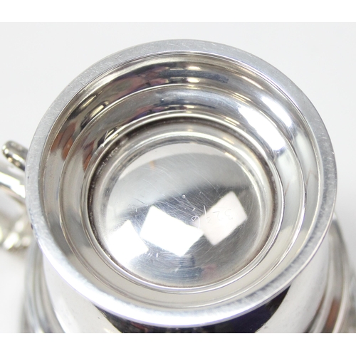 1032 - An antique silver christening tankard, Chester 1903 by Nathan & Hayes, approx 8cm tall, approx 119.6... 