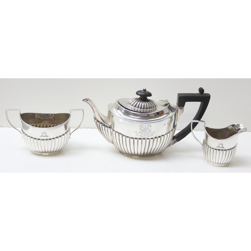 1047 - An antique 3 piece silver bachelor's tea set, London 1895 by Josiah Williams & Co (George Maudsley J... 