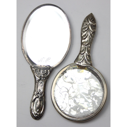 1087 - 3 vintage small silver hand mirrors, one with full English hallmarks for Sheffield 1996 by Carrs, th... 