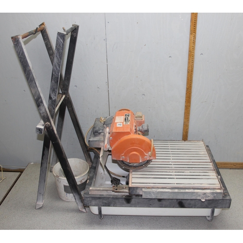 819 - Water cooled tile cutter or saw with stand