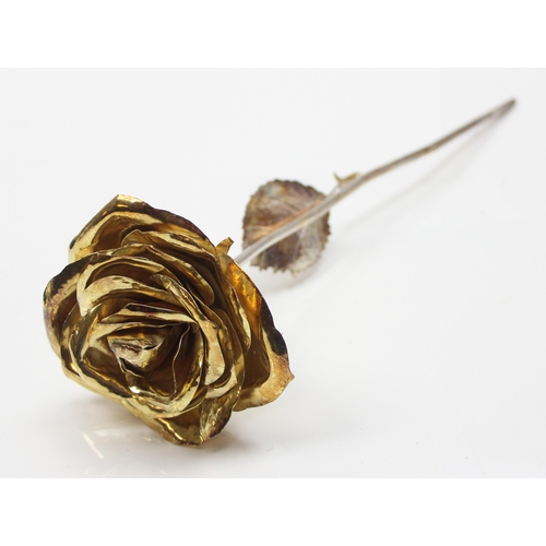 1099Q - An unusual solid silver and silver gilt rose, London 1978, makers mark poorly struck but believed to... 