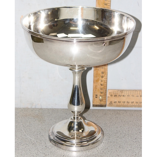 1085 - Christofle of France, a large silver plated table centrepiece of tazza, marked to base, approx 26cm ... 