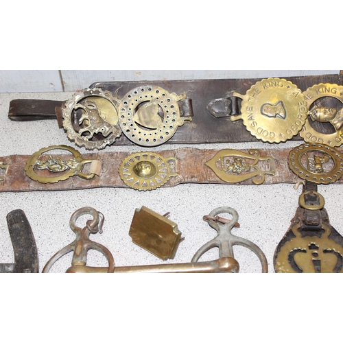 1784 - Victorian and later horse brasses, some on leather straps, horse shoe etc