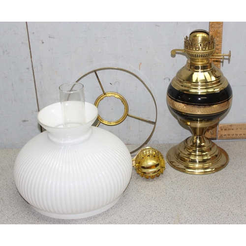 267 - Vintage Valor Veritas Canterbury oil lamp G.8030 with white ribbed design shade in box