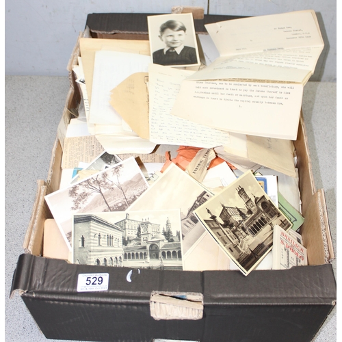 529 - Huge qty of vintage mixed ephemera to incl photographs and postcards