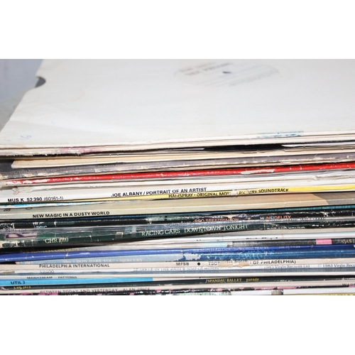 614 - Qty of vinyl record LP's to include The Beatles and Elvis Presley