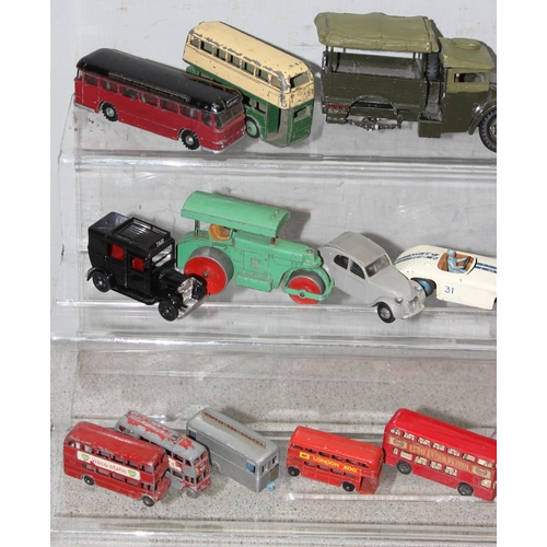 1510 - Qty of diecast toy vehicles and accessories to include Dinky, Matchbox and Corgi