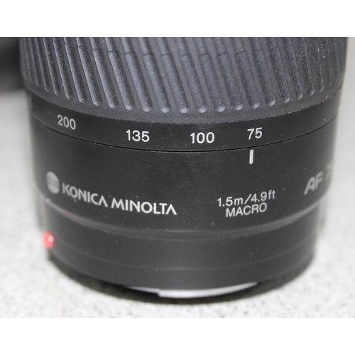 656 - Minolta 35mm 505si Dynax camera with 35-70mm AF zoom and a Konica Minolta AF 75-300mm telephoto lens... 