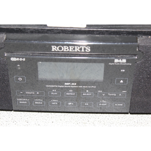 750 - Dual CS505-1 turntable and a Roberts digital radio (2)