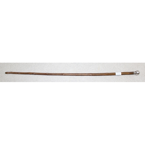 1050B - A Victorian silver topped walking cane, London 1885, approx 95cm long