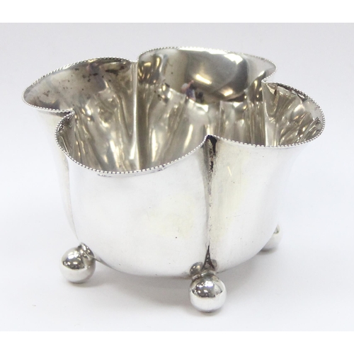 1080A - A Victorian silver bonbon dish of quatrefoil form, London 1898 by Horace Woodward & Co Ltd, approx 7... 