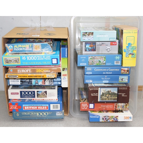 1552 - Large qty of jigsaw puzzles to include Gibson's and Ravensburger