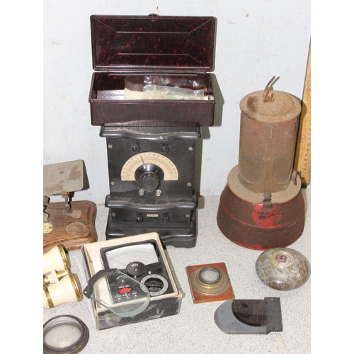 668 - Qty of misc items to include postage scales, vintage spectacles, graduated weights and opera glasses