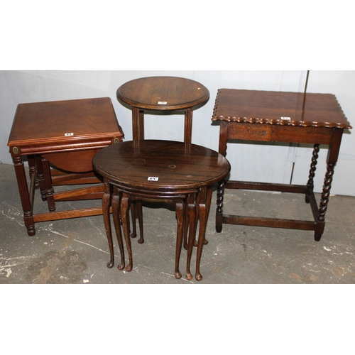 89 - Qty of small furniture to incl vintage nest of tables, the largest approx 58cm wide x 40cm deep x 51... 