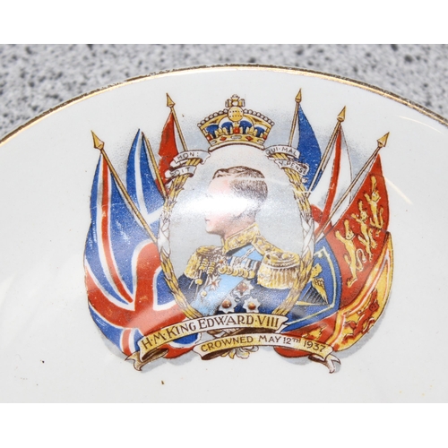 1703 - Qty of 20th century commemorative ware to include Edward VII & Edward VIII