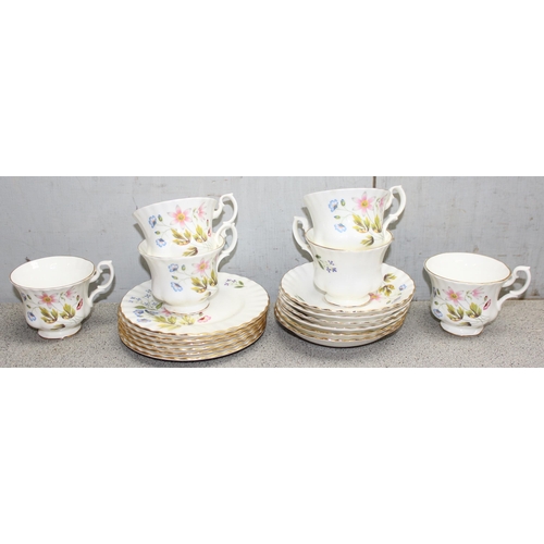 1706 - Richmond floral pattern tea set in Royal Albert box